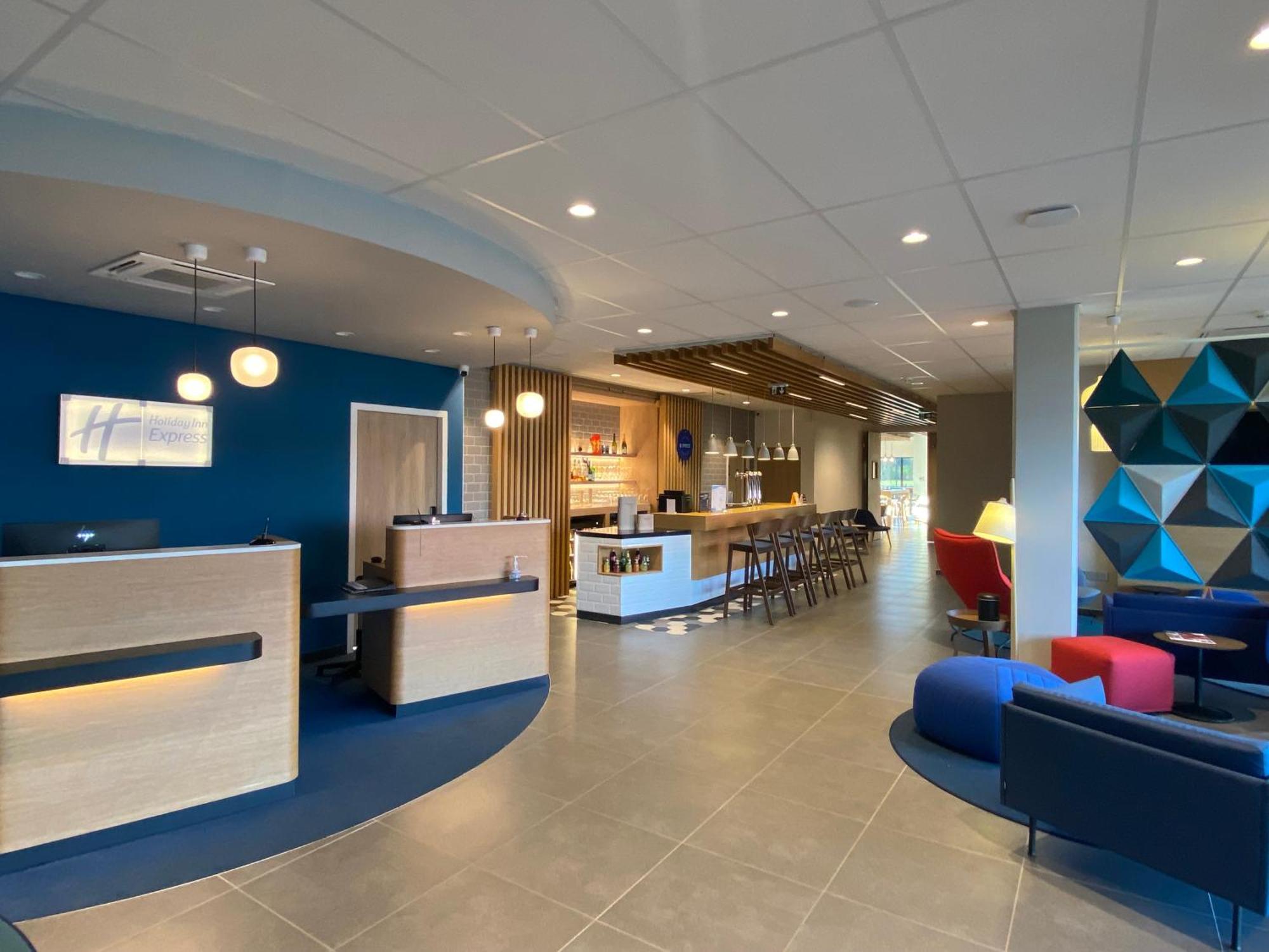 Holiday Inn Express Caen Epron By Ihg Dış mekan fotoğraf