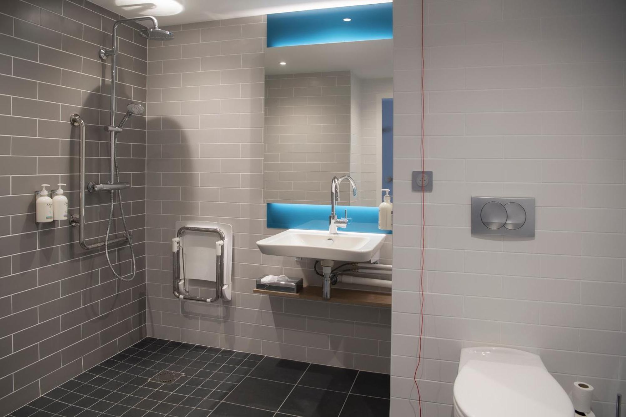 Holiday Inn Express Caen Epron By Ihg Dış mekan fotoğraf