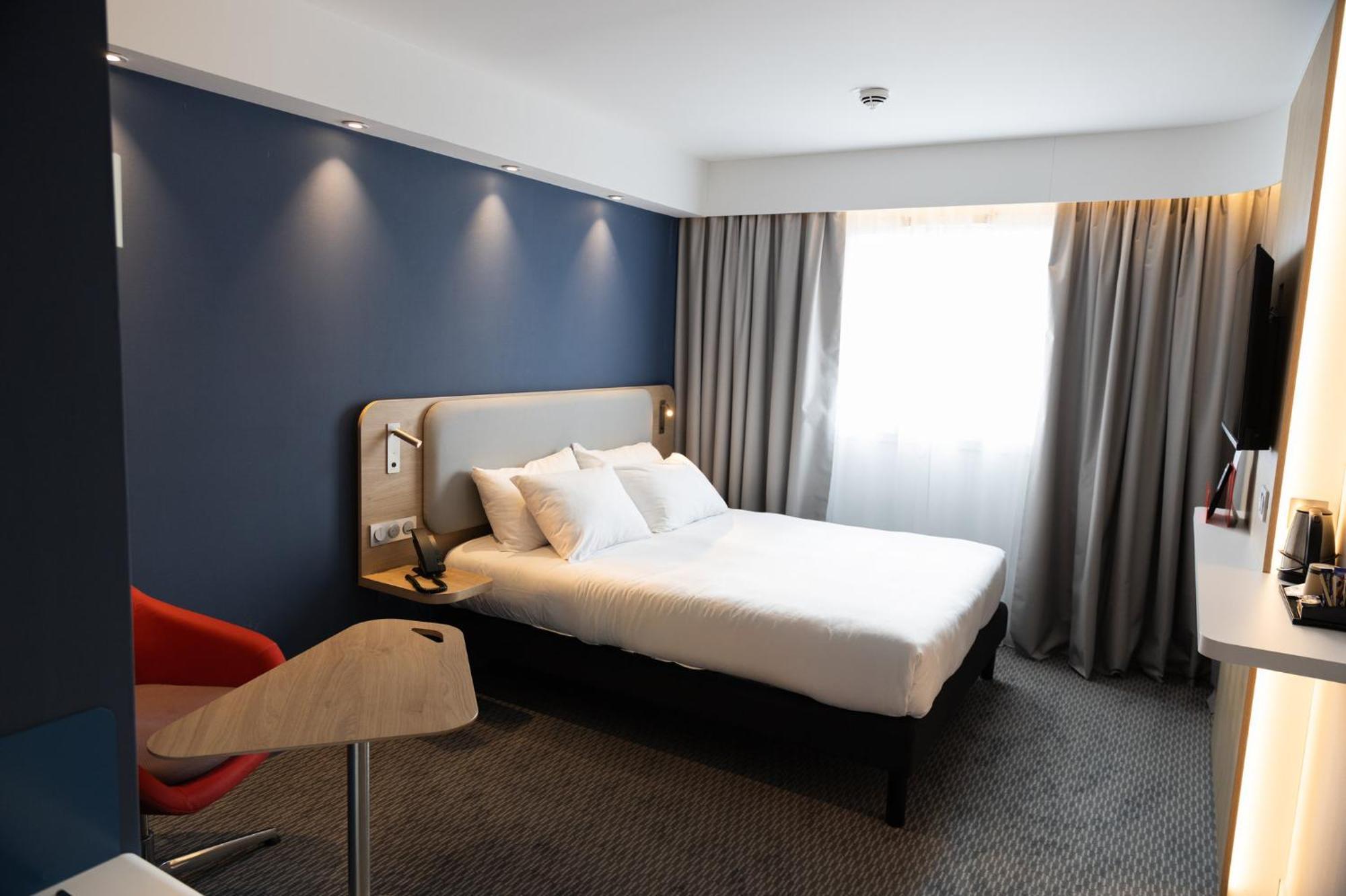 Holiday Inn Express Caen Epron By Ihg Dış mekan fotoğraf